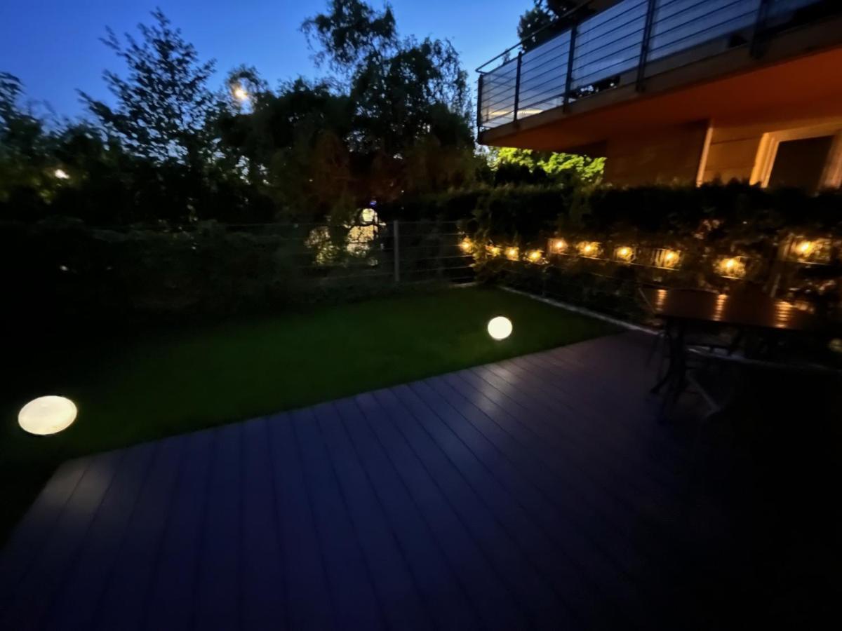 Apartament Z Garazem I Ogrodem Kołobrzeg Esterno foto